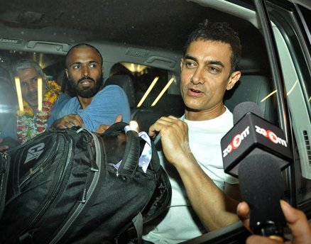 Anna Hazare to Collaborate with Actor-Producer Aamir Khan